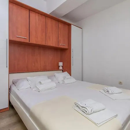 Clarus Mare * Duće