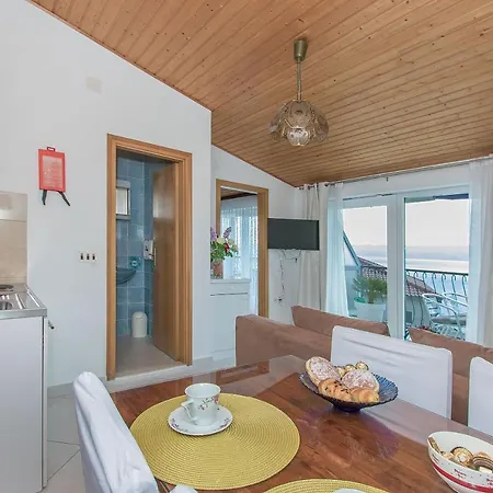 Apartment Clarus Mare Duce