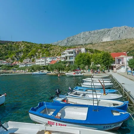Clarus Mare Apartment