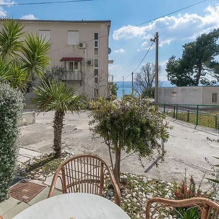 Clarus Mare Apartment