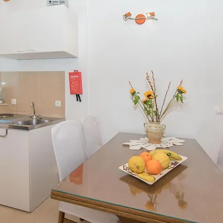 Apartment Clarus Mare *