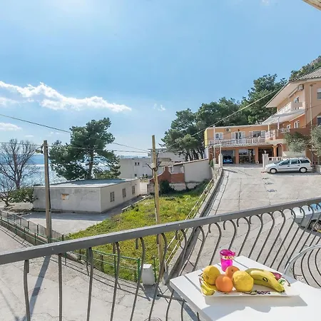 Clarus Mare Apartment Duce