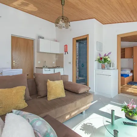 Clarus Mare Apartment
