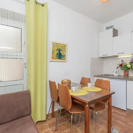 Apartment Clarus Mare *