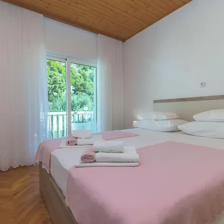 Clarus Mare Apartment Duce